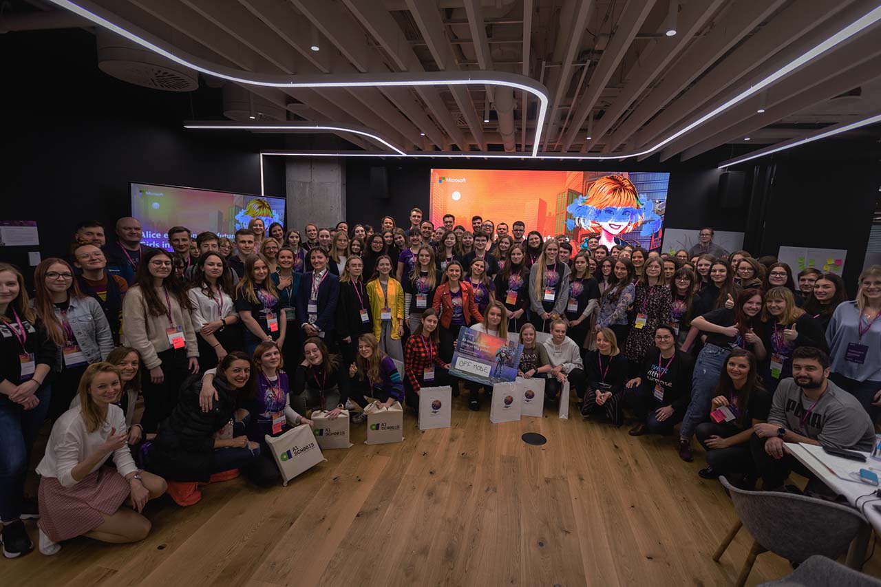 Microsoft - Girls in AI